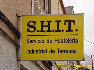 funny-hostel-sign