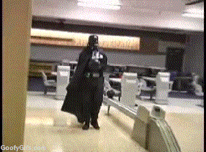 funny-sports-pictures-darth-vader-bowling